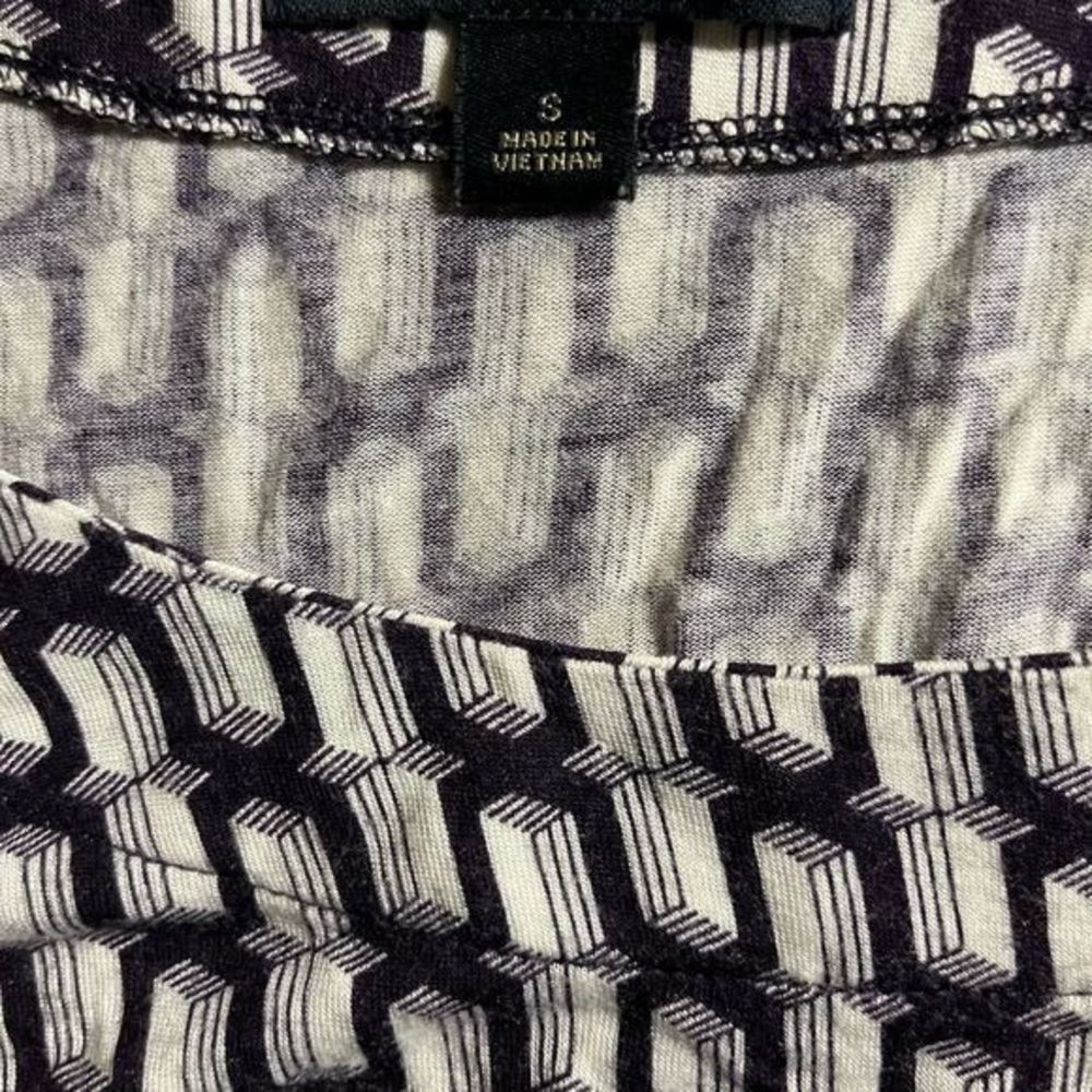Banana Republic women’s short sleeve top size small - Picture 5 of 6